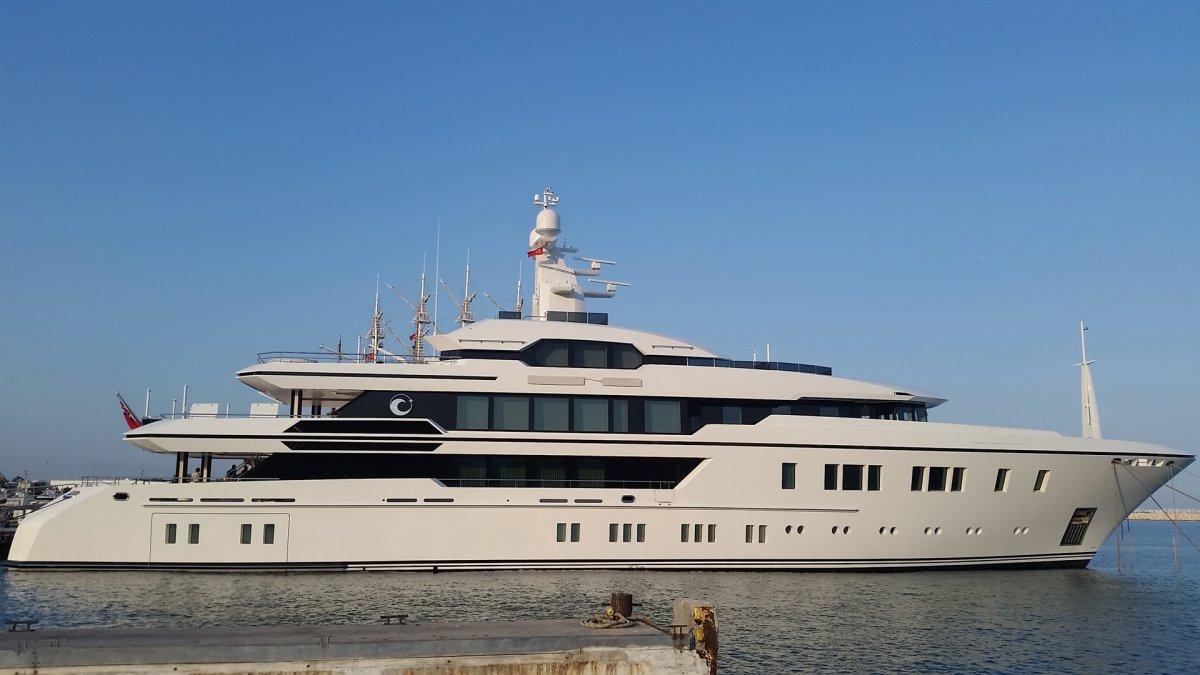 M/Y ESTEL