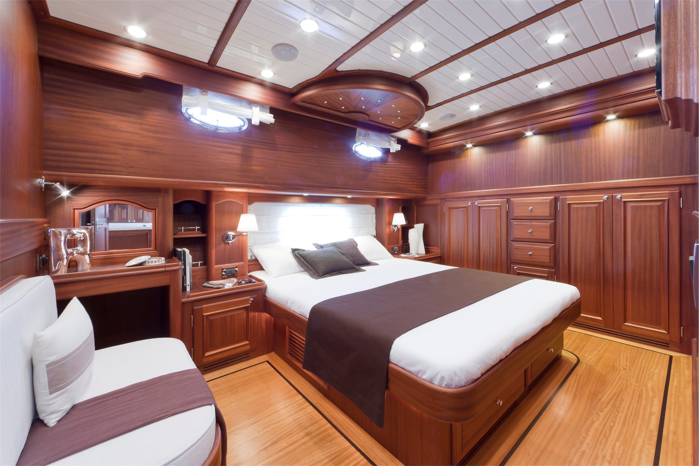 M/Y VİÇEM 8
